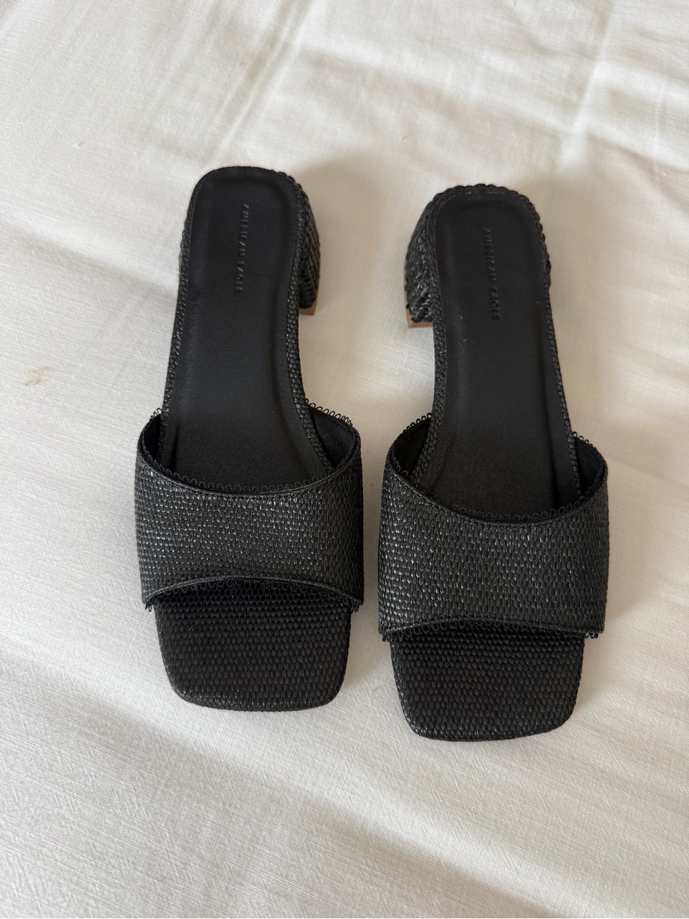 American Eagle Outfitters Black Raffia Slide Sandals